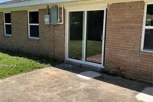 2810 26th Ave N, Texas City, TX 77590 - Photo 18