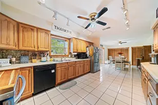 2175 6th St, Ingleside, TX 78362 - Photo 18