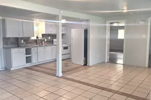 5709 Craig St, Houston, TX 77023 - Photo 2