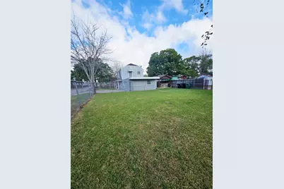 5709 Craig Street, Houston, TX 77023 - Photo 18