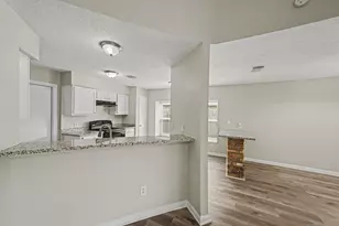 2710 Village Cir Dr, Katy, TX 77493 - Photo 10