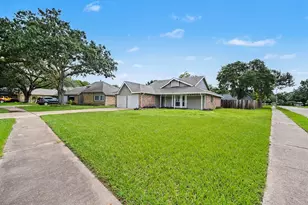 2710 Village Cir Dr, Katy, TX 77493 - Photo 4