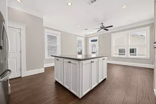 432 W 25th St, Houston, TX 77008 - Photo 8
