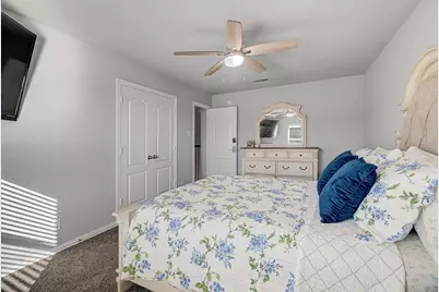 209 Meadow Ridge Way, Clute, TX 77531 - Photo 34