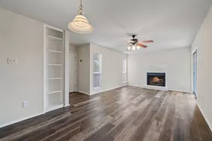 18519 Egret Bay Blvd, Webster, TX 77058 - Photo 6