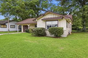 1732 Greenbriar Ave, Orange, TX 77632 - Photo 2