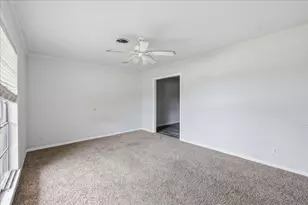 1732 Greenbriar Ave, Orange, TX 77632 - Photo 6