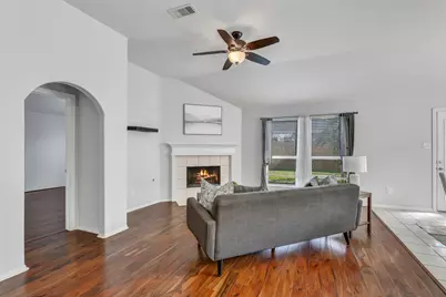706 St Croix Street, Alvin, TX 77511 - Photo 8