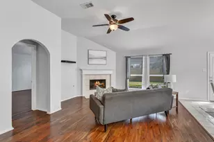706 St Croix St, Alvin, TX 77511 - Photo 8