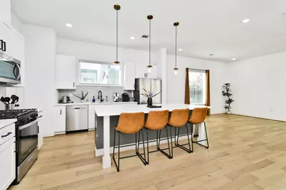 208 N York Street #B, Houston, TX 77003 - Photo 8