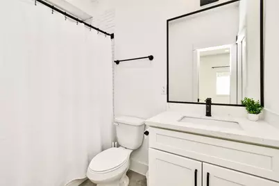 208 N York Street #B, Houston, TX 77003 - Photo 6