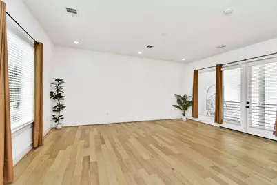 208 N York Street #B, Houston, TX 77003 - Photo 14