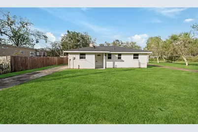 3042 County Road 510L, Brazoria, TX 77422 - Photo 2