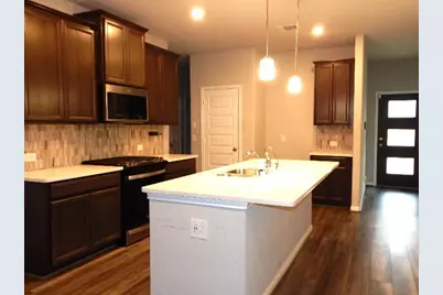 7103 Silverleaf Oak Street, Conroe, TX 77304 - Photo 4