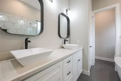 5720 Beall Street #F, Houston, TX 77091 - Photo 14