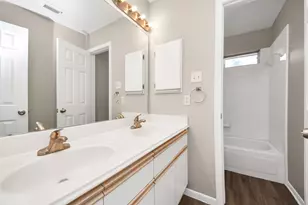 4330 E Meadows Dr, Sugar Land, TX 77479 - Photo 26