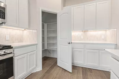 3747 Crawford Street, Bay City, TX 77414 - Photo 14