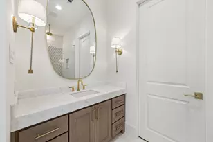 25 Wentworth Gate Path, Houston, TX 77027 - Photo 18