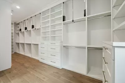 25 Wentworth Gate Path, Houston, TX 77027 - Photo 20