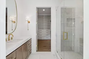 25 Wentworth Gate Path, Houston, TX 77027 - Photo 2