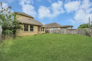 10606 Sun River Falls Dr, Humble, TX 77396 - Photo 30