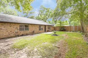 2623 Longleaf Pines Dr, Houston, TX 77339 - Photo 32