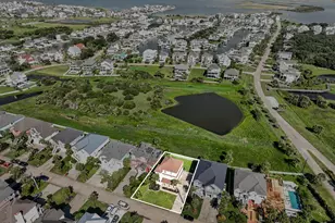 13514 Windlass Cir, Galveston, TX 77554 - Photo 44