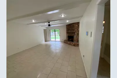 7710 Ashmole Lane, Houston, TX 77088 - Photo 4