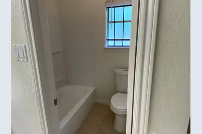 7710 Ashmole Lane, Houston, TX 77088 - Photo 14