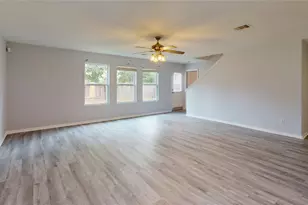 9877 Lace Flower Way, Conroe, TX 77385 - Photo 4