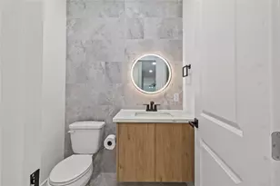 3813 Elysian St, Houston, TX 77009 - Photo 8