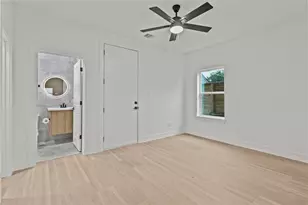 3813 Elysian St, Houston, TX 77009 - Photo 14