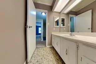 3910 Cedar Forest Dr, Houston, TX 77339 - Photo 18