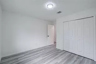 5727 Longforest Dr, Houston, TX 77088 - Photo 20