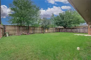 5727 Longforest Dr, Houston, TX 77088 - Photo 36
