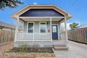 921 Kern St, Houston, TX 77009 - Photo 2