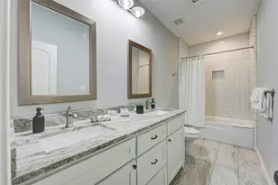 921 Kern St, Houston, TX 77009 - Photo 10