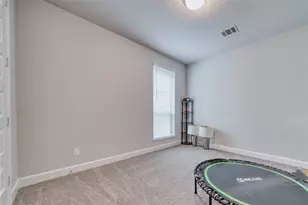 8827 Hbr Pnes Dr, Cypress, TX 77433 - Photo 8