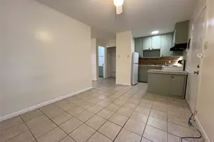 1210 Sycamore Ave, Huntsville, TX 77340 - Photo 4