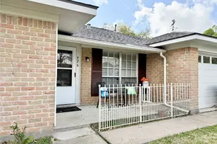 926 Richvale Ln, Houston, TX 77062 - Photo 4