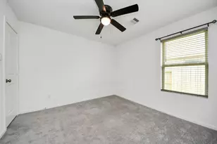 1607 Red Oak Dr, Rosenberg, TX 77471 - Photo 8