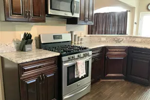 8219 Fox St, Baytown, TX 77523 - Photo 14