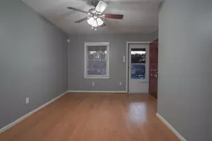 5216 Arboles Dr, Houston, TX 77035 - Photo 6