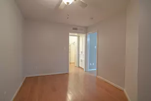 5216 Arboles Dr, Houston, TX 77035 - Photo 8