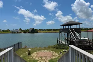217 S Front St, Freeport, TX 77541 - Photo 36