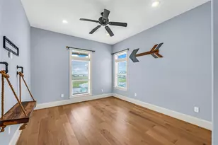 2001 Laguna Harbor Cove Blvd, Port Bolivar, TX 77650 - Photo 24