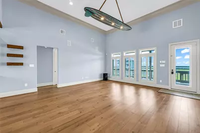 2001 Laguna Harbor Cove Boulevard, Port Bolivar, TX 77650 - Photo 6