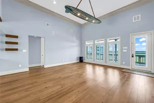 2001 Laguna Harbor Cove Blvd, Port Bolivar, TX 77650 - Photo 6
