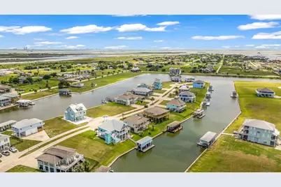 2001 Laguna Harbor Cove Boulevard, Port Bolivar, TX 77650 - Photo 38