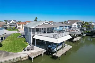 210 Sampan Dr, Galveston, TX 77554 - Photo 42